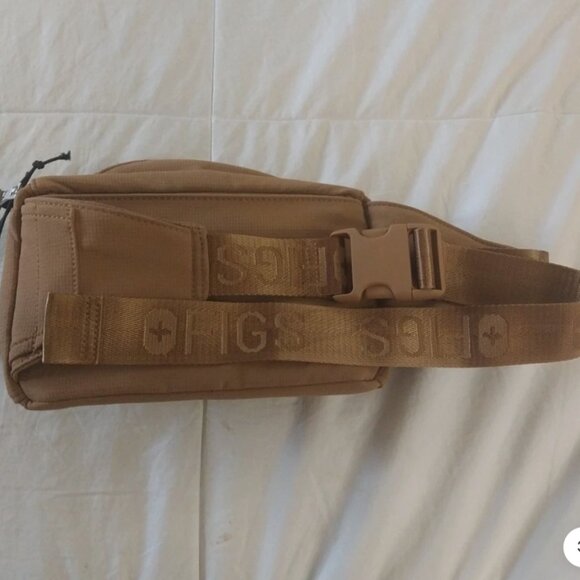 Figs Indestructible Fanny Pack NWT Belt Bag Unisex Medical Accessory Tan Wearfig - Picture 4 of 8